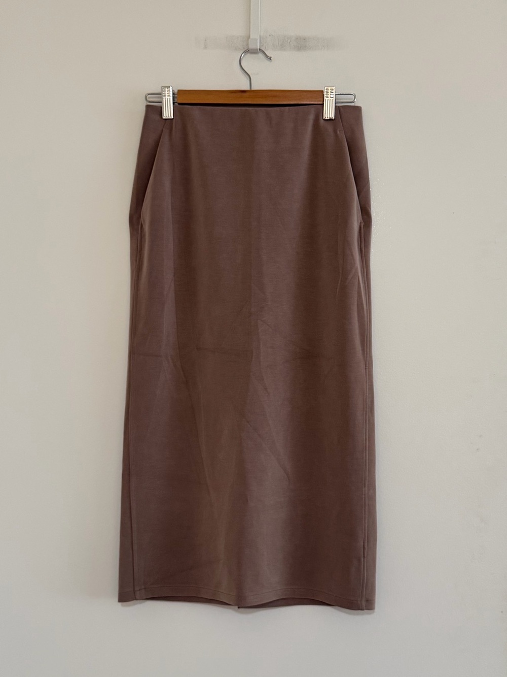 Lululemon Softstreme Skirt - Picture 2 of 2